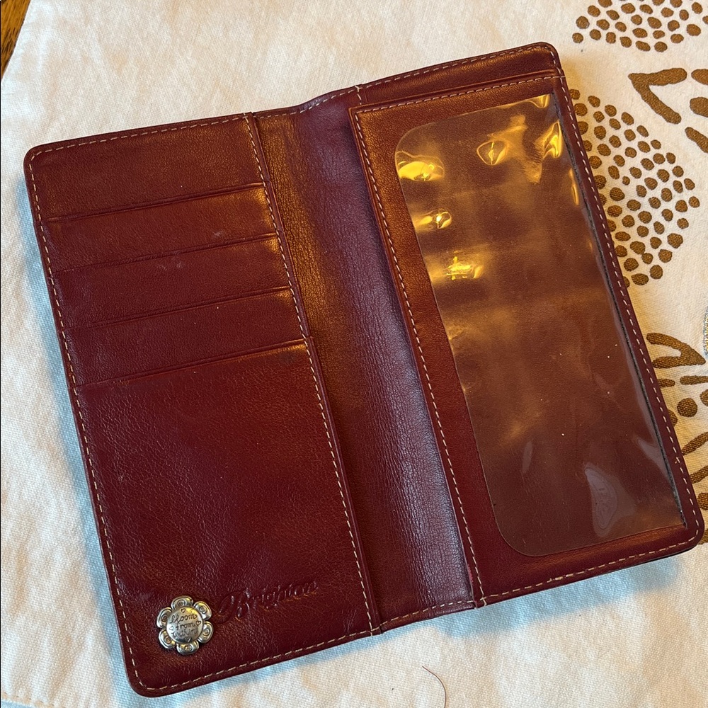 BRIGHTON leather card holder and checkbook holder - Picture 3 of 4